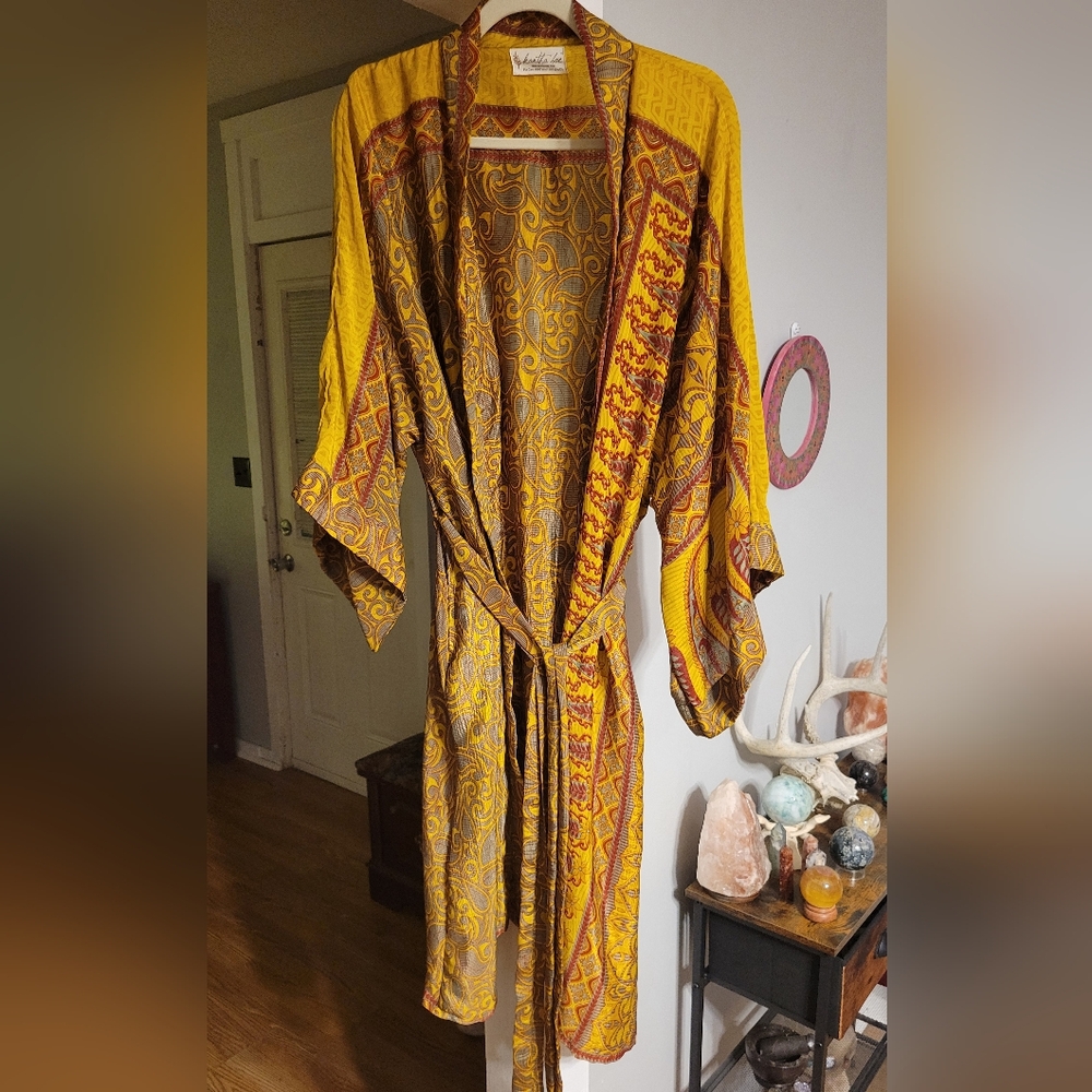 Kantha bae silk kimono